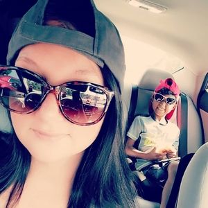 Meet your Posher, Jamie